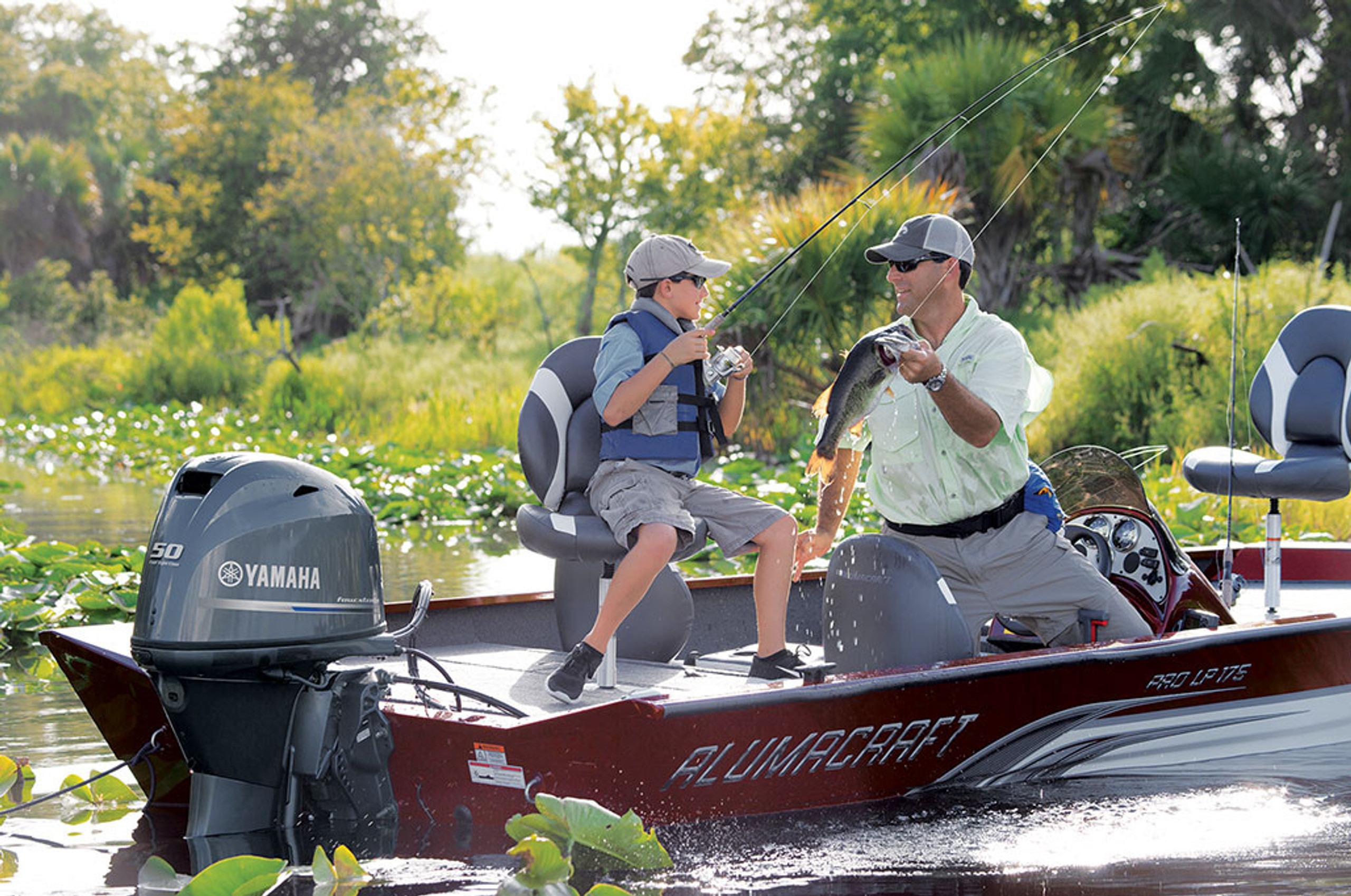 Yamaha 50hp Outboard | Remote Mechanical, 20" Shaft | F50LB | Overstock - USED - Image 3